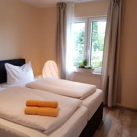 Bucksande Hotel *